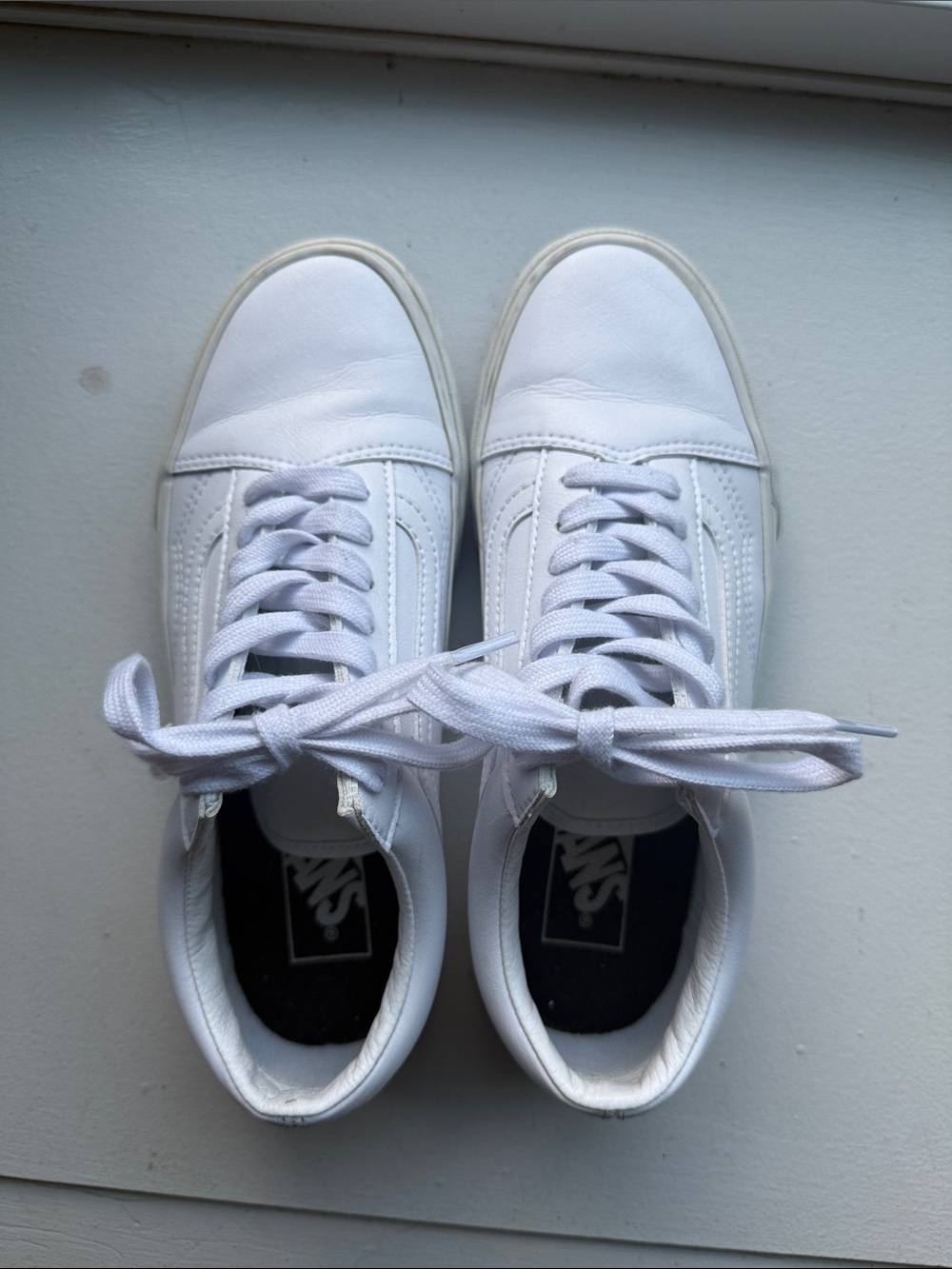Vans Men’s White Low-Top Leather Sneakers